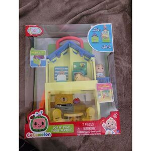 CoComelon's Pop‎ N' Play House Transforming Playset  7 Pcs Toy NEW